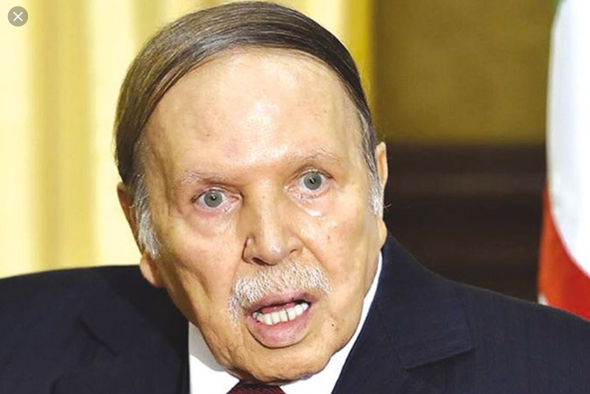 Degaulle8's tweet photo. Le plus dingue,  c'est qu'il n'est même pas au courant qu'il se représente....😲

#Algerie_manifestation
#Bouteflika https://t.co/3EXwn5oJlB