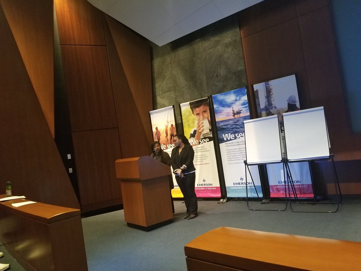 Nekweeks's tweet image. #G2Cplus MCLuer North High