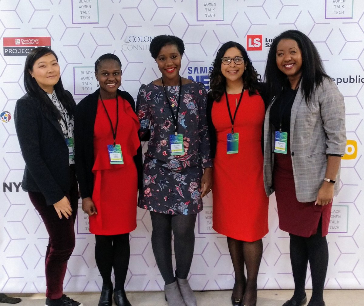 Just a few of your favorite @dwtProjectW ladies representing @DWTLaw at @BWTalkTech’s #RoadmapToBillions! If you met us at #BWTTCon2019, we’d love to keep in touch! Tweet us! Cc: @CasbarroMaryam @KatoriCope credit to @lynnloacker our #ProjectW queen and photog :)