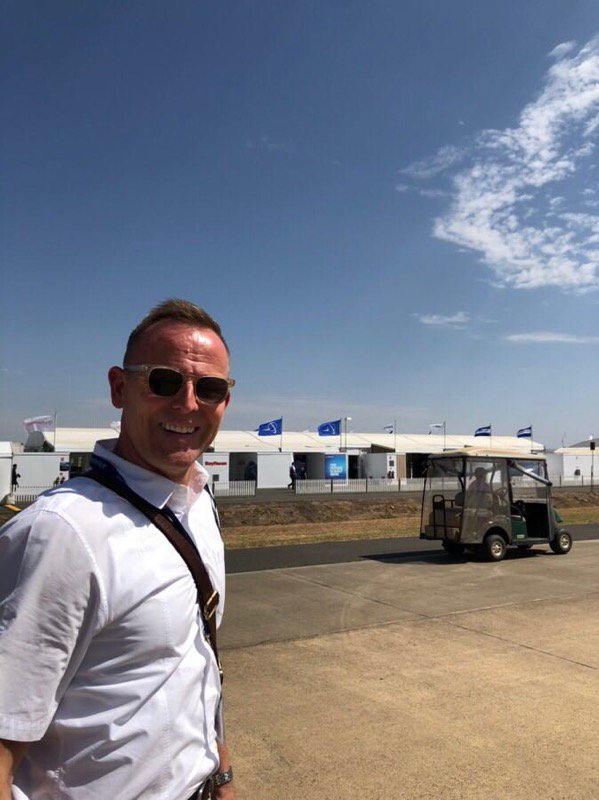 jens_goennemann's tweet image. A different kind of Friday:
Had the great pleasure to engage with over 500 students at @Avalon_2019 career session to share exciting future of manufacturing – and what a background to prove that! @BAESystemsAus 
#madeinAustralia #advancedmfg #Go4mfg