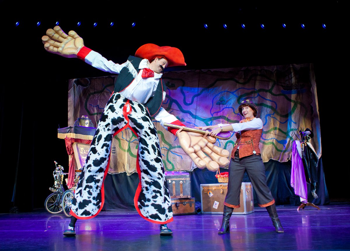 LAParentMag's tweet photo. Check out our roundup of #weekendfreebies-- from #MardiGras celebrations at @FarmersMarketLA and @FowlerMuseum to performances at @GMTheatre_org. https://t.co/WSxeHT6wZC
We've also rounded up our Top 7 March #familyfun: https://t.co/hrHVZpm17C https://t.co/R8vbohfyvF