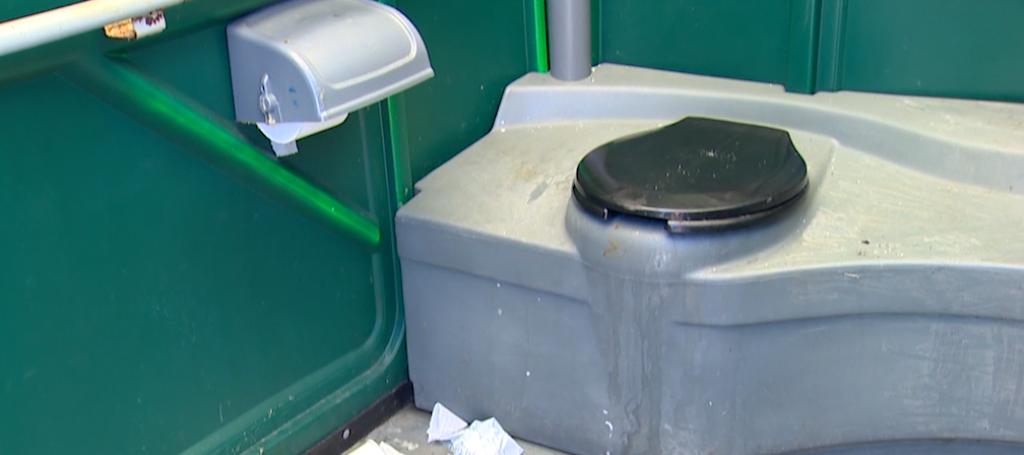 Wil_Johnson1's tweet photo. There are standards ... ?? This story stinks, and Gov. Inslee announces POTUS run - this story proves your not qualified !💩#Demtards
Seattle auditor finds number of toilets homeless can use in city fall below UN standards for refugees https://t.co/H4AHZmhyGE #BunchOfCrap https://t.co/0Bb3d2iyBk