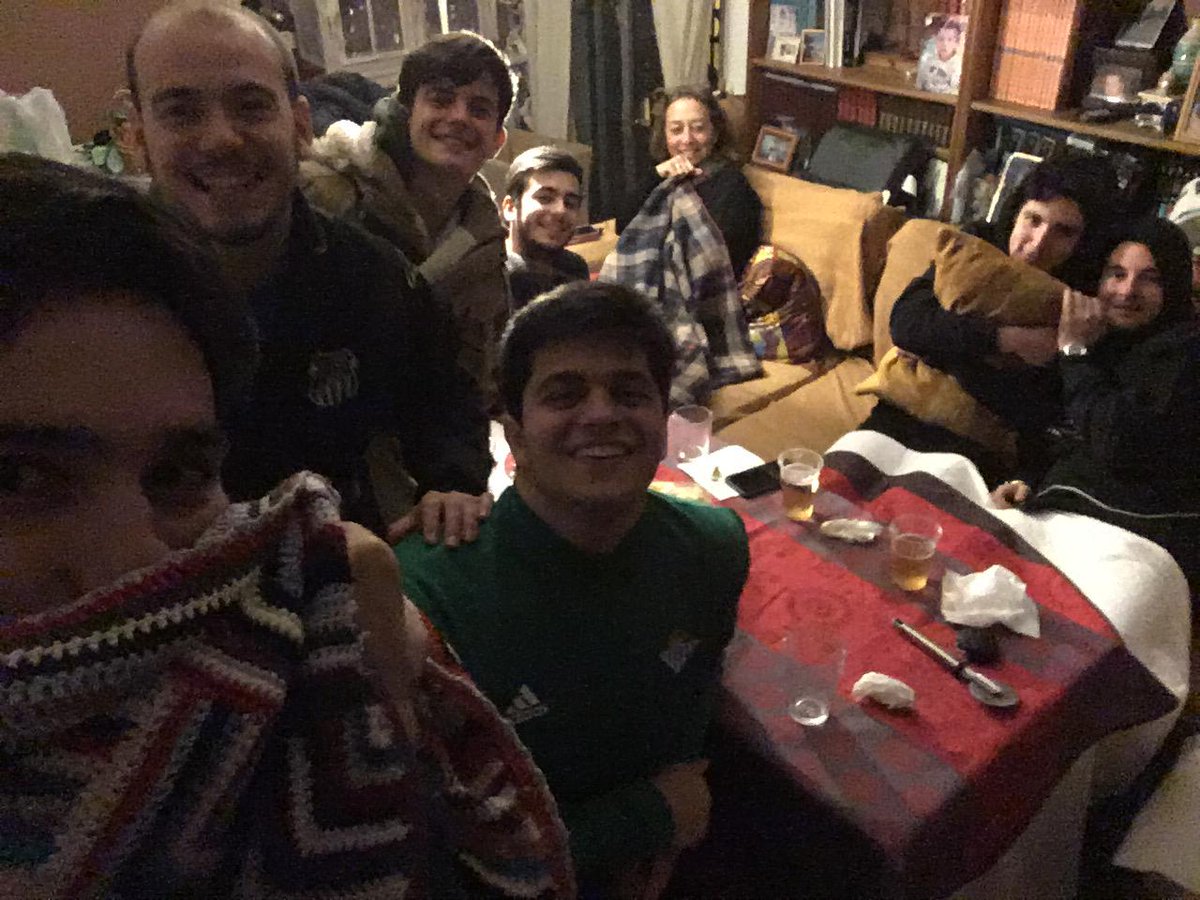antoniochaves98's tweet photo. Carnaval a bajo 0 desde #Estocolmo , recibiendo el calor de las agrupaciones de #COAC2019FINAL @carnavalsur @canalsur https://t.co/JTZTPHkBdW