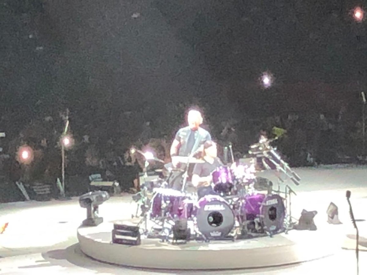 abrahampaniagua's tweet photo. #Metallica #MetInElPaso https://t.co/A9U3ULJQBW
