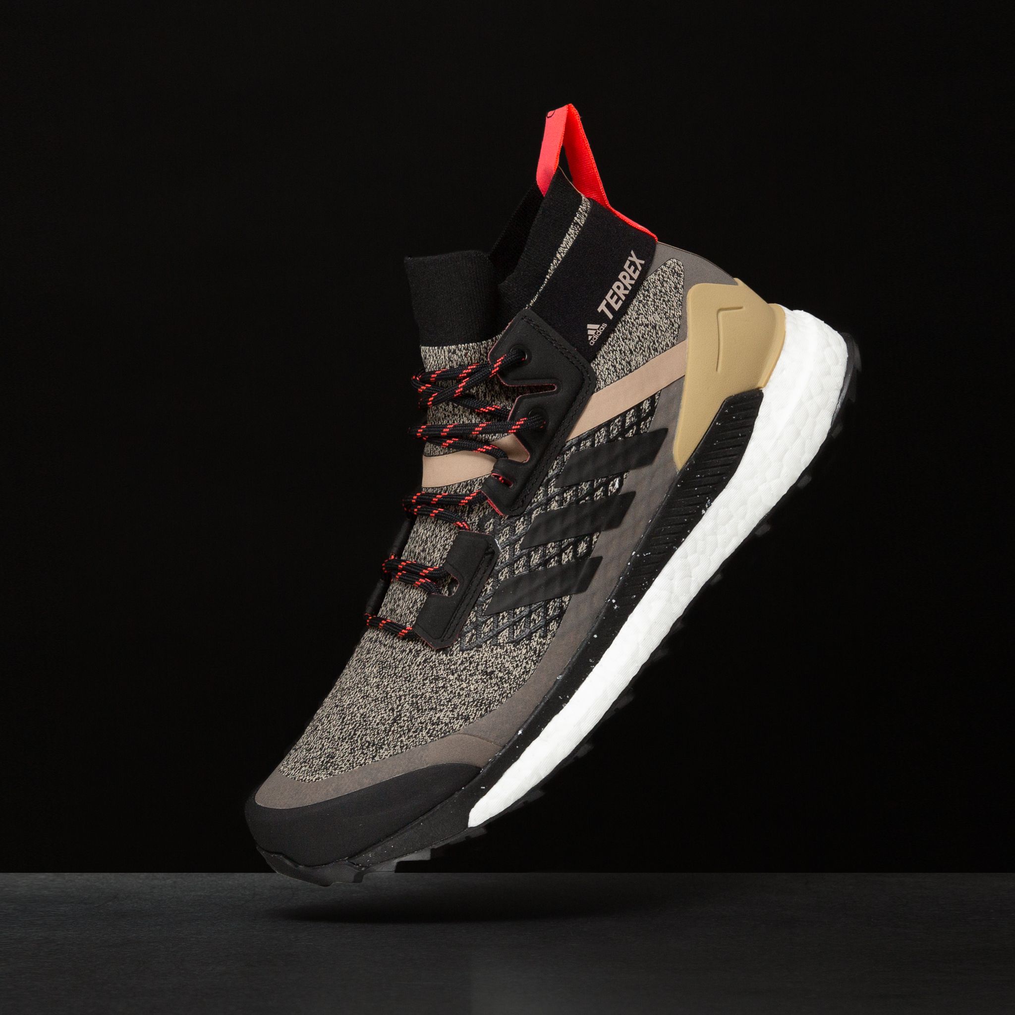 ee7453 adidas