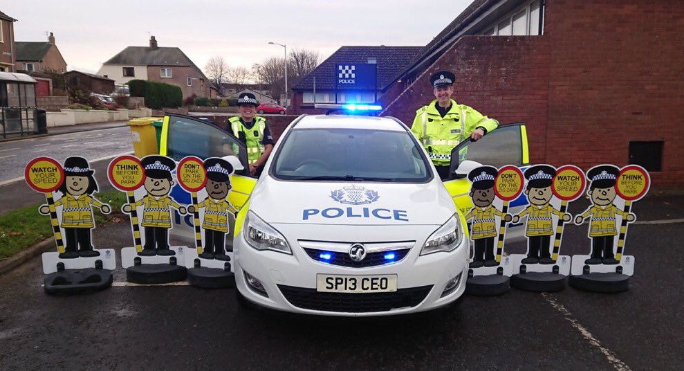 School_RdSafety's tweet photo. The #ParkingBuddies aka #PopUpBairns are exhausted after another busy week on #School #ParkingPatrol duty. They’re looking forward to a couple of well earned #RestDays ready for deployment on Monday. Doing what they do best #KeepingChildrenSafe #CautionChildren #Roadsafety https://t.co/GcnePFt7Q8
