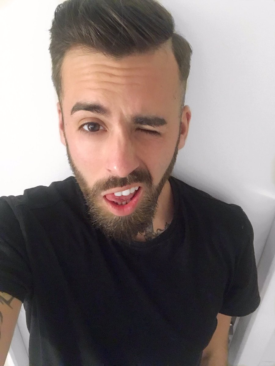 kevtogether's tweet image. #NewHair #NewBeard 🤟🏻