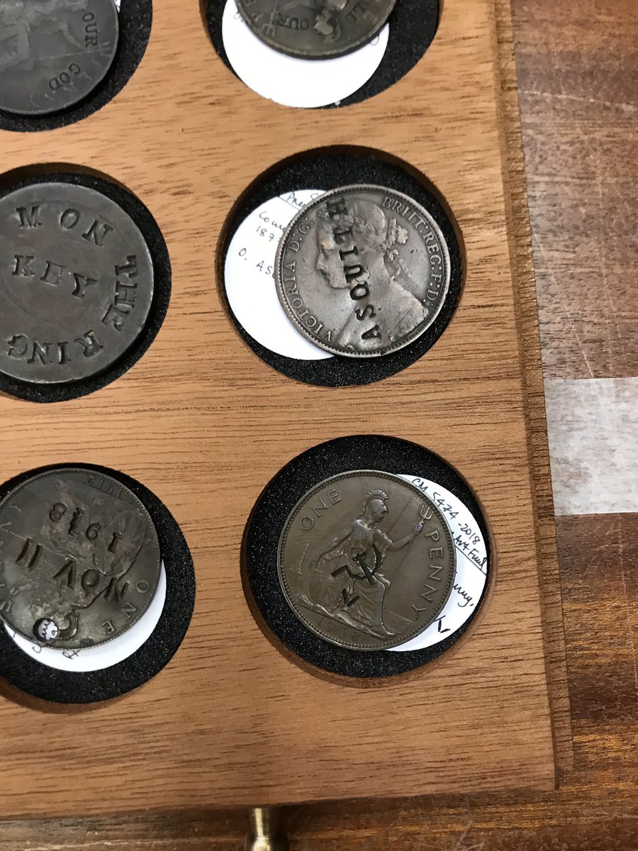 Rich's work is part of an important  @artfund-supported collecting project to develop the Fitz's collections of modern currency. Some further examples follow below in this thread. Please do share your thoughts, comments and perspectives, which will all be passed on.