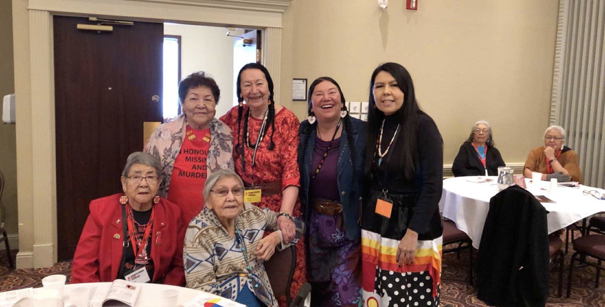 HonouringV's tweet photo. Strong Indigenous women coming together to share their stories and empowering hope. 

#honouringourvoices2019 #hov2019 #missingandmurdered
#healingcommunity #connectingourstories #healingourhearts 
#pathwaystohealing
#Indigenousyyc https://t.co/ImKa7W5Flh