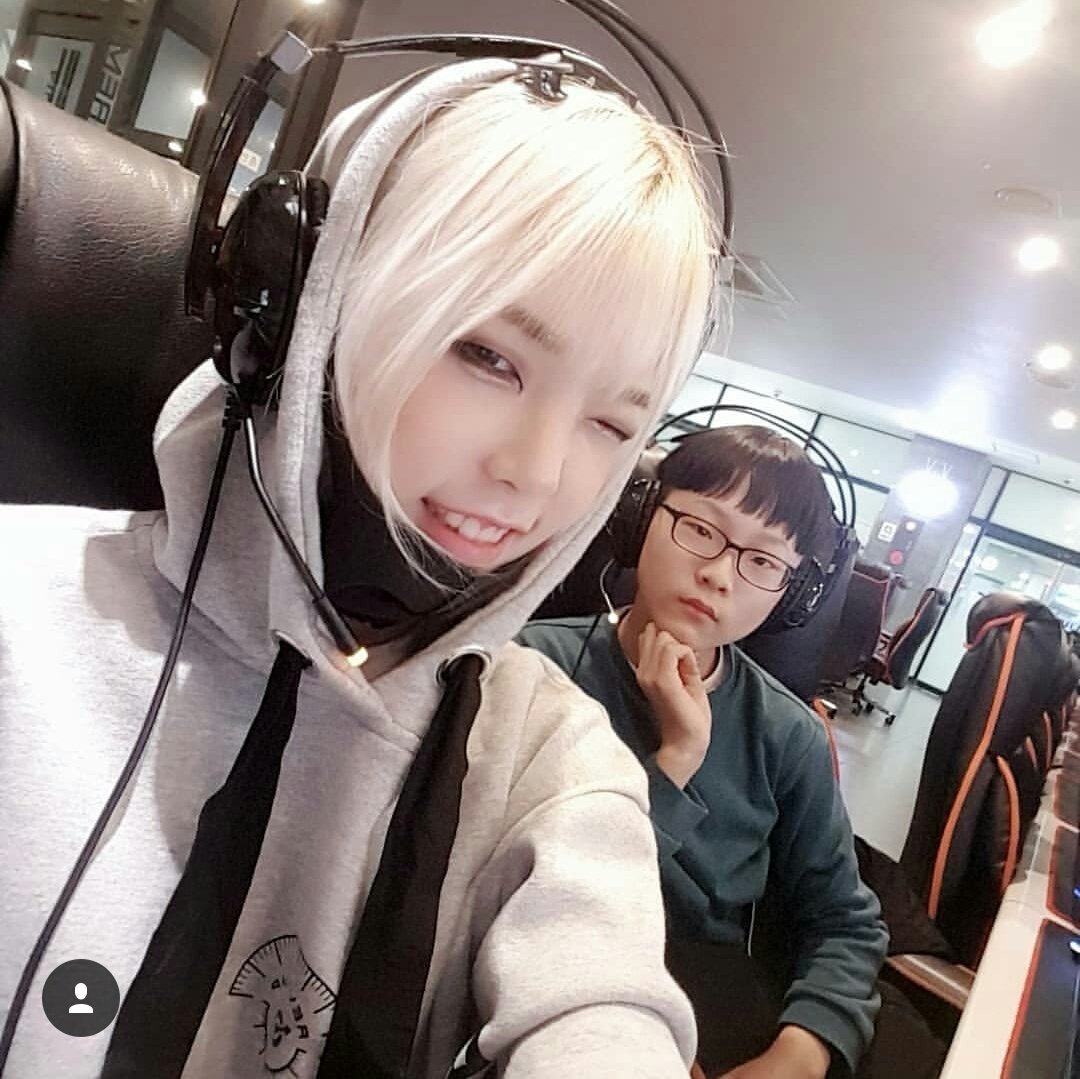 yourcarrpet's tweet image. Женщина, залезь пожалуйста обратно в своё аниме, спасибо
#Kimi #Peace #Bulldok