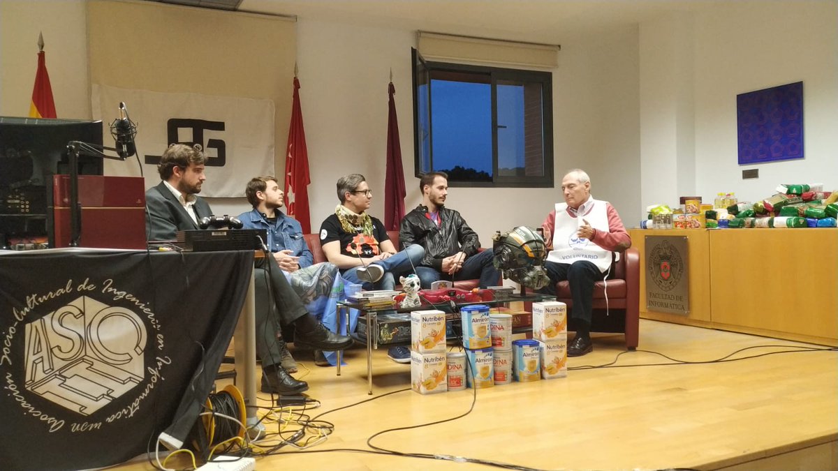 GamersParty_ES's tweet photo. Finalizamos la #GamersParty2019 con @bancoalimadrid. Muchas gracias por todas las donaciones, a los espectadores y a la organización del evento. ¡Os esperamos el año que viene! 😊 https://t.co/17TJFrcNUo