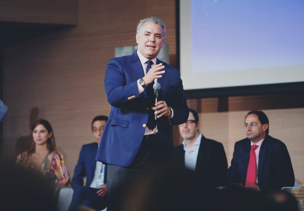 InnpulsaCol's tweet photo. Así concluye el lanzamiento de #MedellínCiudadCreativa de la @CamaraMedellin, con la presentación de los programas de #EconomíaNaranja del Gobierno Nacional en alianza con @MincomercioCo, @Mincultura, @Ministerio_TIC y el Presidente @IvanDuque. #ColombiaNaranja https://t.co/XubrBdJOzS