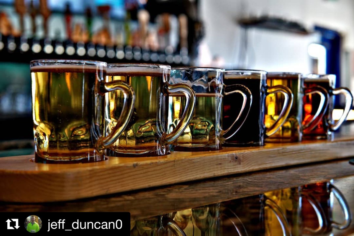 With some of our anniversary releases still on tap, now would be a good time to give them a shot. 🍻 Check out our current tap list here: declarationbrewing.com/taproom/pourin…

📸: Jeff Duncan
#DeclarationBrewing #beerflight #babeer #sourbeer #craftbeercolorado #denvercraftbeer