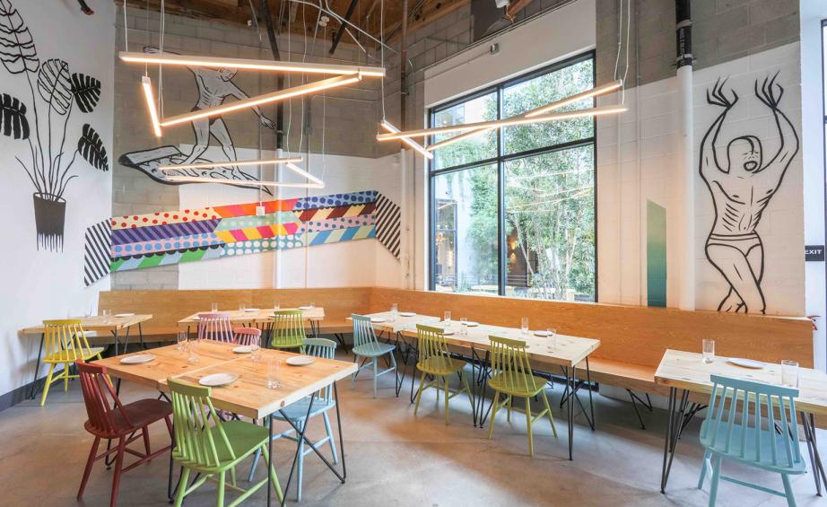 Bringouthebest's tweet photo. TGIF!
Today we are virtually visiting Roberta’s restaurant in Culver City, USA!
We love that this concrete built space was casually lightened by a rainbow of high-backed stools, blue-stained knotty pine wood, and line drawn murals painted by local artists!
#GetAwayFriday https://t.co/pQnYWrTg8F