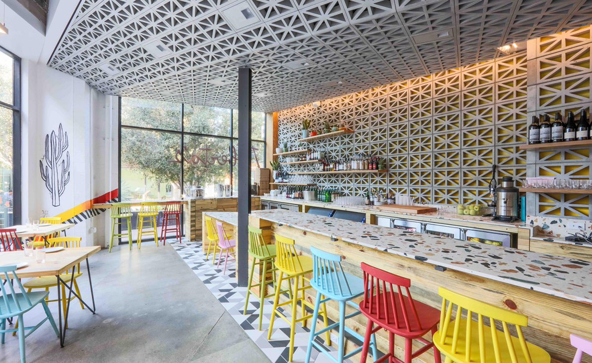 Bringouthebest's tweet photo. TGIF!
Today we are virtually visiting Roberta’s restaurant in Culver City, USA!
We love that this concrete built space was casually lightened by a rainbow of high-backed stools, blue-stained knotty pine wood, and line drawn murals painted by local artists!
#GetAwayFriday https://t.co/pQnYWrTg8F