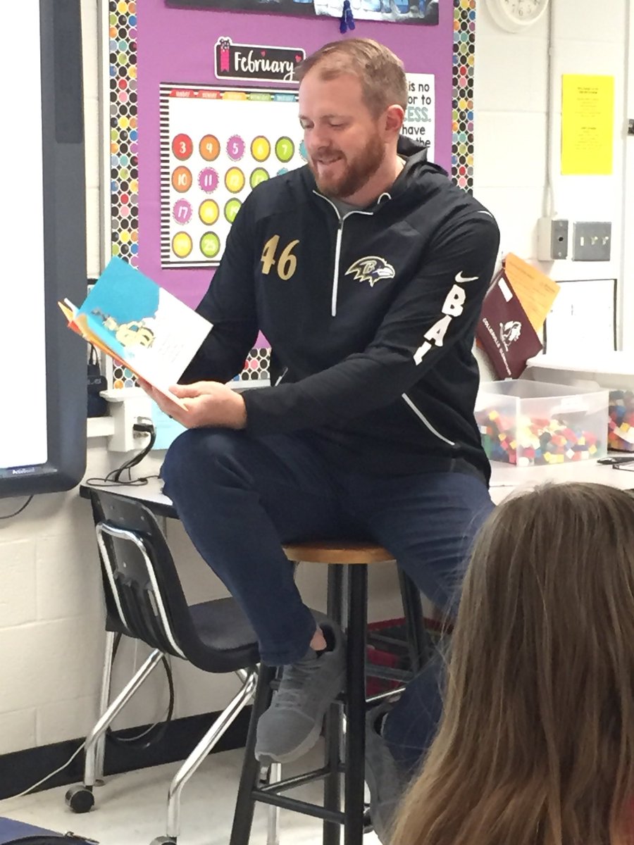 AdamPooleMEd's tweet photo. Thanks to @Ravens long-snapper @morgancox46 for coming to read some #drseuss to the @CESLittleDragon s in @MrsYoung_Andrea's class. #teachtheville https://t.co/YZsWlBOPed