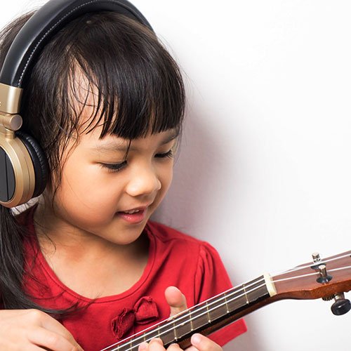 ReadingRockets's tweet photo. Celebrate music &amp; music makers with our carefully chosen kids' books, activities, writing, learning apps &amp; more! https://t.co/GoJ7d5lj8I #MusicInOurSchoolsMonth https://t.co/7gUQWADgHb