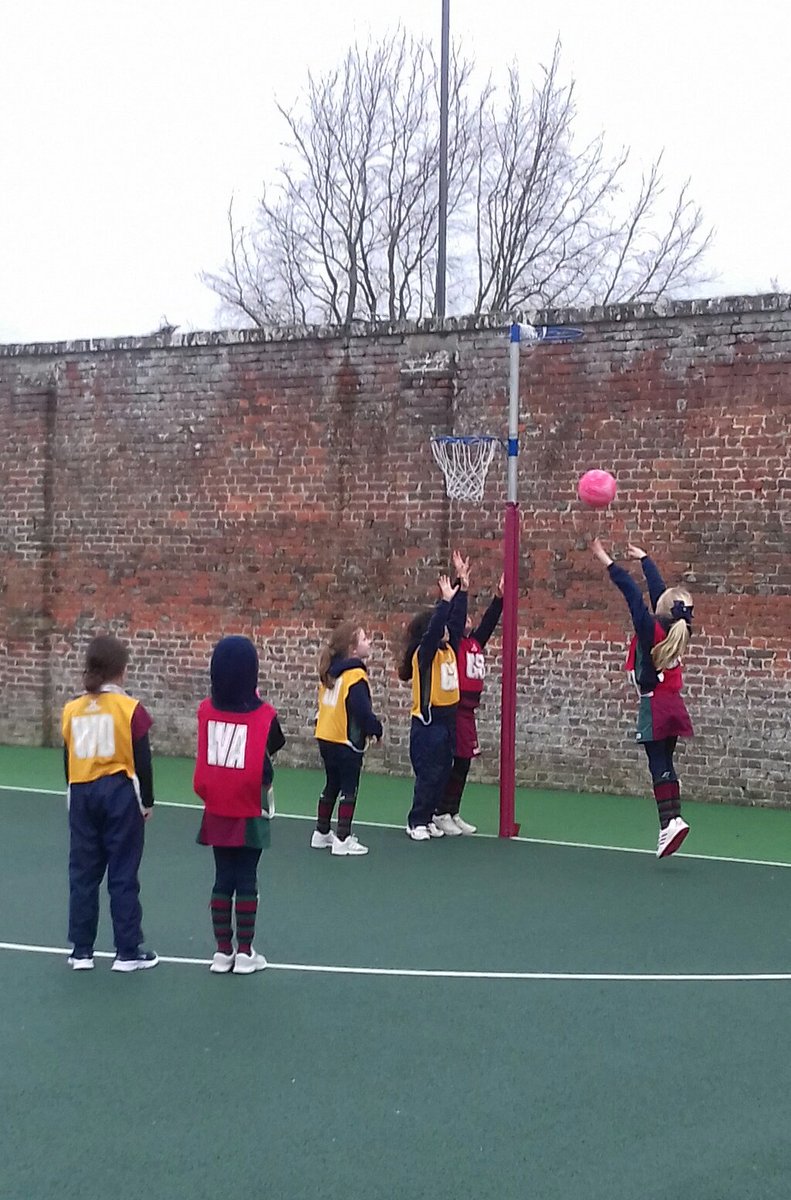 BWPSport's tweet photo. Some great dodging, signalling, passing and shooting on show at the Year 3 & 4 House Matches! #lotsoffun #attackanddefence #gogoagain #Saunders #Sebright #Stewart #Tudor https://t.co/yXYHkSII15