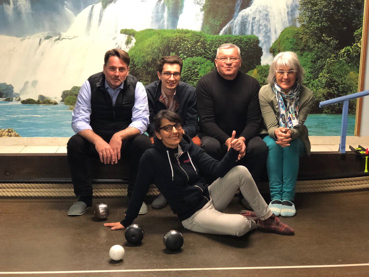 Très bon moment de convivialité avec les élus d’ <a href="/Angers/">Ville d'Angers</a> et de @Laure_Authion pour le challenge de boule de fort @AngersAgglo ! Notre équipe est qualifiée pour la suite de l’aventure ! #EnAvantBouleDeFort
