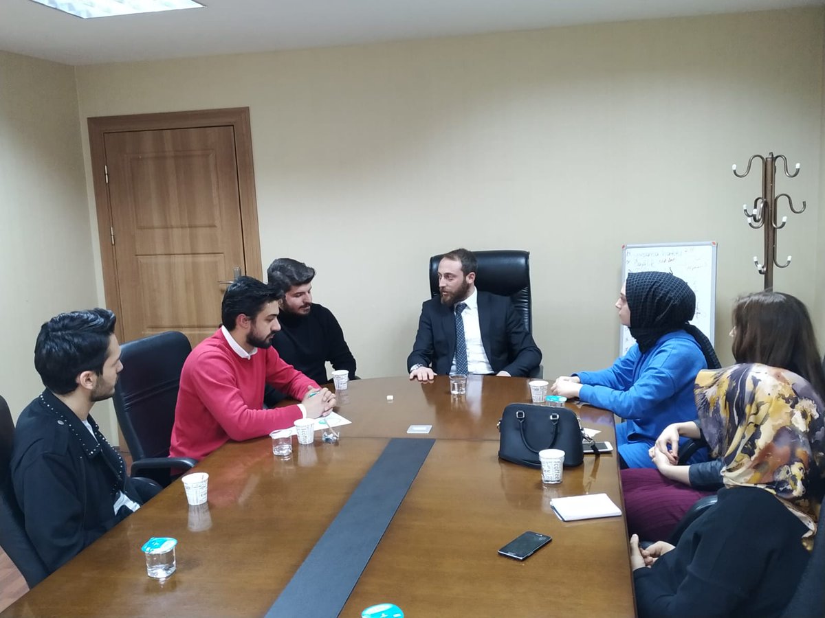 Yeni dönemin ilk yürütme toplantısını Üniversiteler başkanımız #SefaÖzer in teşrifleriyle gerçekleştirdik.

<a href="/AliOsmanOzdemir/">Ali Osman ÖZDEMİR</a> 
<a href="/SefaozerS/">Sefa Özer</a> 
@mehmetgazicelik 
<a href="/vahitatalan/">Vahit ATALAN</a> 
<a href="/uniakankara/">ÜniAK Ankara</a>