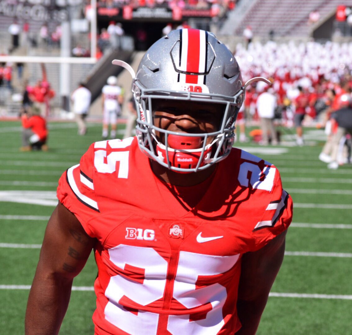 TinoBovenzi's tweet image. We all knew @mikeweberjr was fast, but 4.38? He just made himself some 🤑🤑🤑