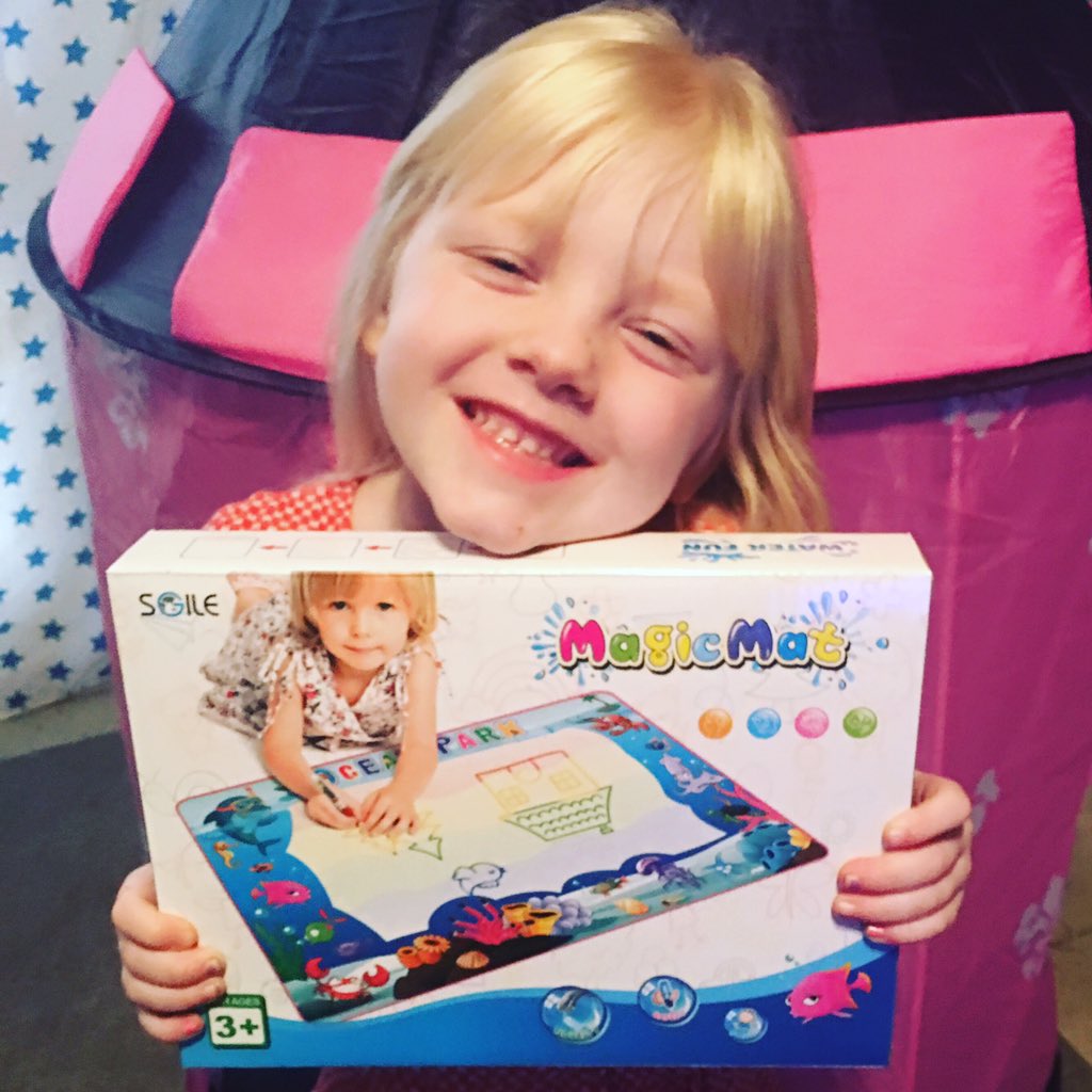Look what Trinnie just got in the mail! 😊 A toy company on Amazon reached out and wants her to do a review of their toy! 😊💖 Shes so excited 😊😊#kidyoutubershub #MagicMat #ToyReview