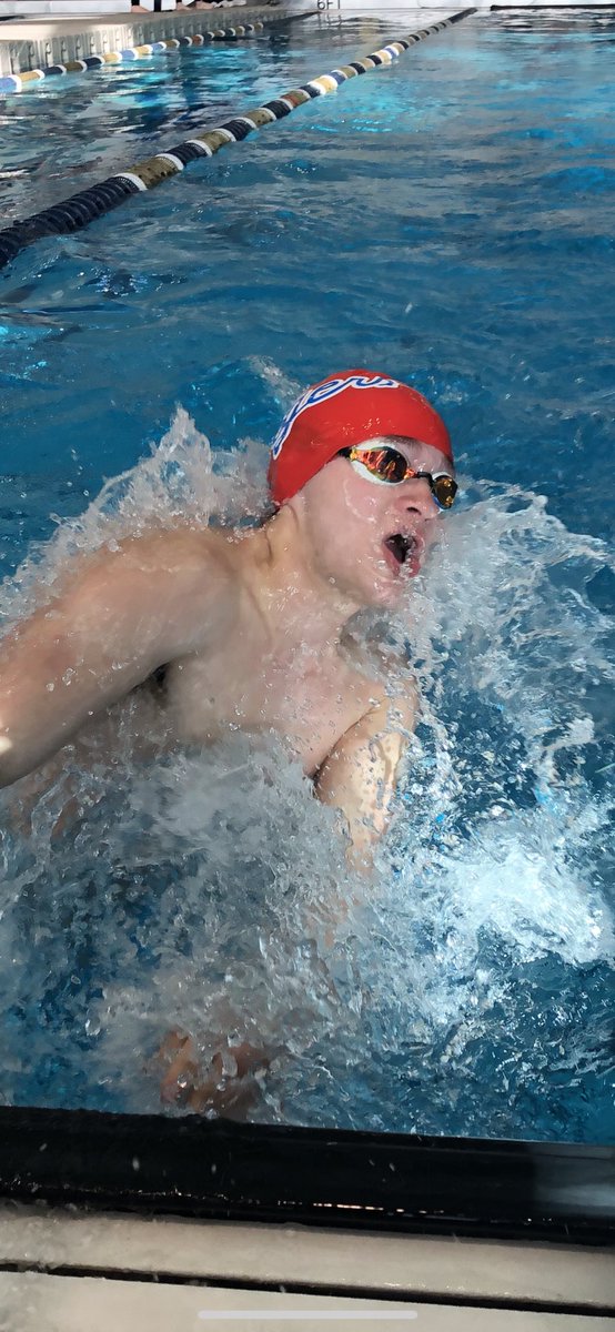 Tiger_Swim's tweet photo. When coach says it’s a no breather set. @SwimWithIssues @swimswamnews @Pitt_SWIM_DIVE  #WPIALS #breaststroke https://t.co/j4sSTmrvvy