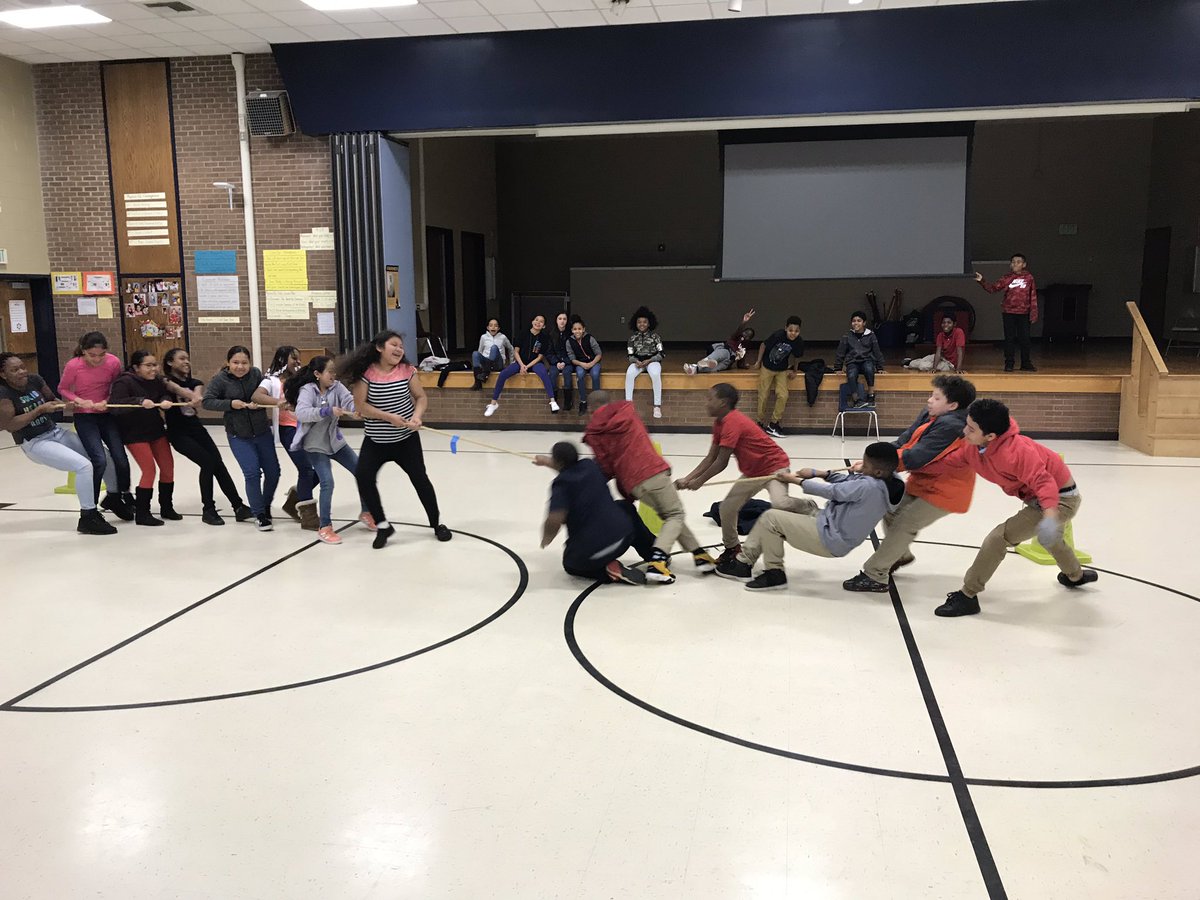 scienceguRhew's tweet photo. 5th graders getting a hands on experience with balanced and unbalanced forces with a game of tug of war! Making connections anyway we can! @PetreeElem @WSFCS_Science @Title1wsfcs https://t.co/UVLOopQj8n