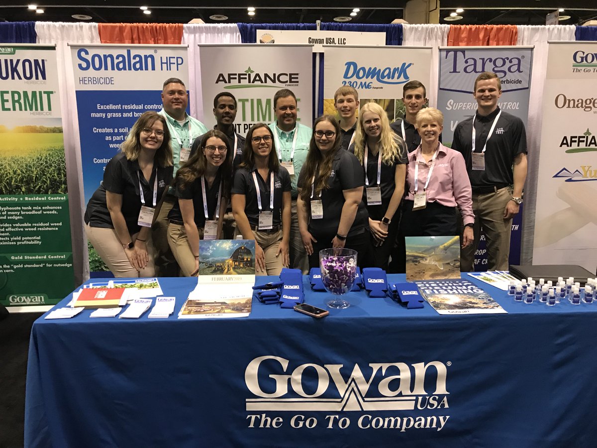 AgFutureAmerica's tweet photo. Yesterday, #AFATechnology Institute Group 4 visited @RavenIndustries, @GowanCo and @AGCOcorp on the #Classic19 show floor. Thanks for hosting us! https://t.co/DLP655PG5b