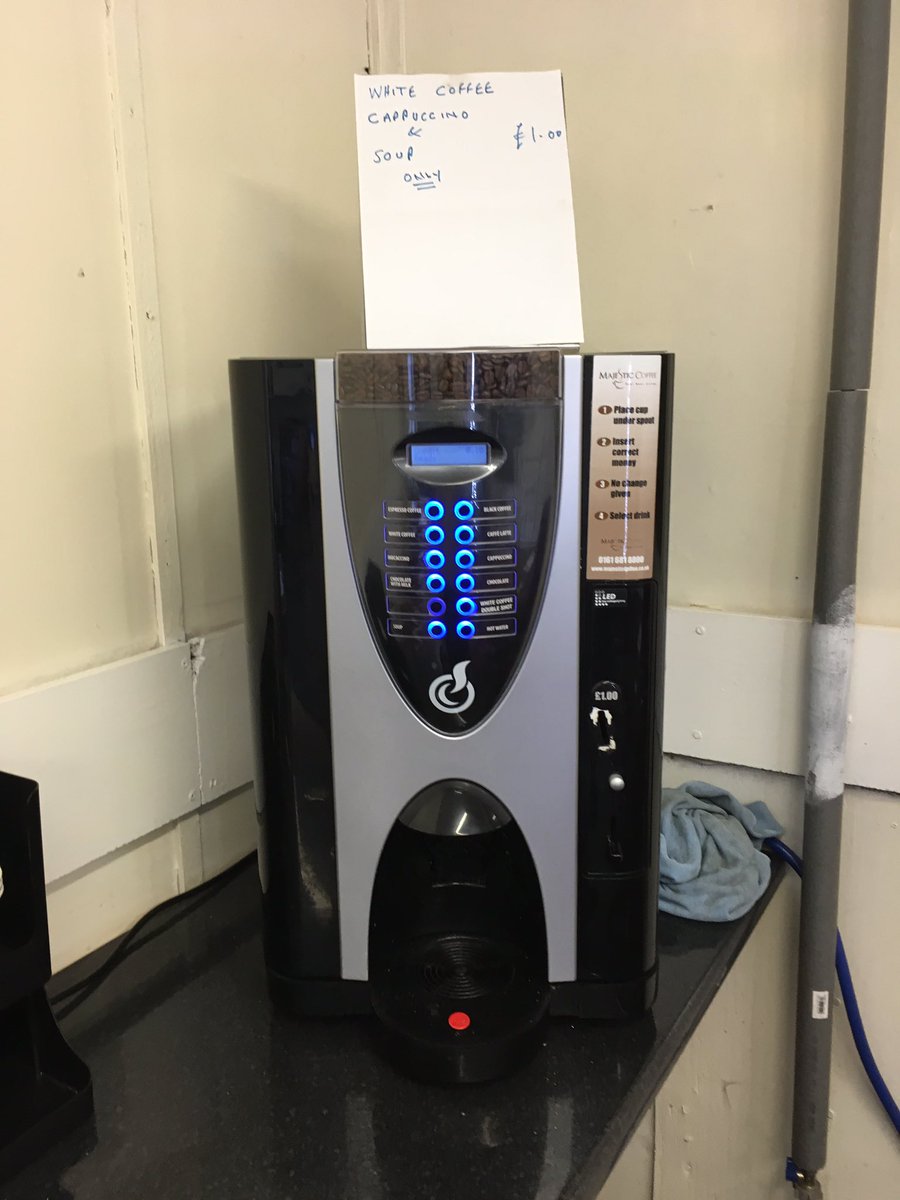 johnrobert18781's tweet photo. @seftoncouncil do people at Southport golf club get a cup of coffee unlike the people at @BootleGolf @activesefton @bootle https://t.co/w1ta10en7k