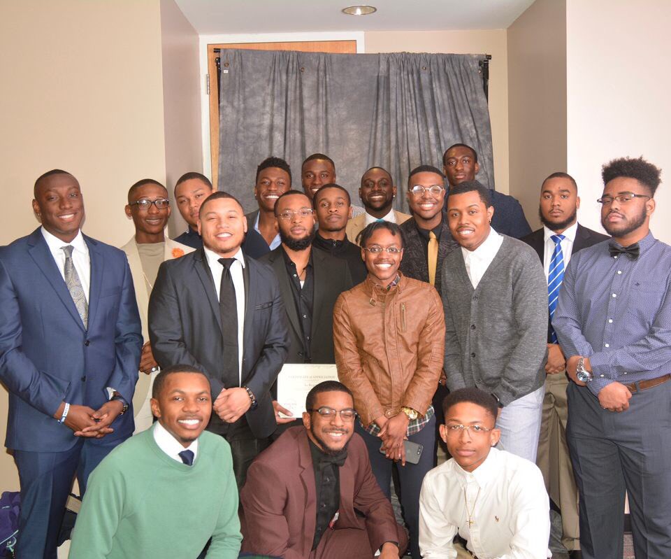 Purpose_APSU's tweet photo. We love to see black boy joy!To the men we honored,thank you for being great people to look up to and being yourselves.We're glad you enjoyed it and plan on doing this again.Thank you to everyone who made this event possible!Pictures:@christina_xoxx #BlackHistoryMonth#BlackBoyJoy https://t.co/L4EoenlmhU