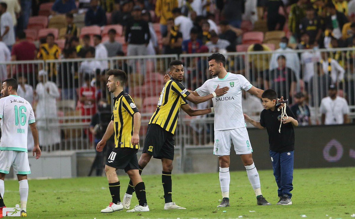 ariyadhiah's tweet photo. سييرا مدرب #الاتحاد:
هدف عمر السومة من الأهداف التي لا تملك أن تصنع شيئا أمامها إلا أن تصفق فقط.. https://t.co/j0Ordoeq7u