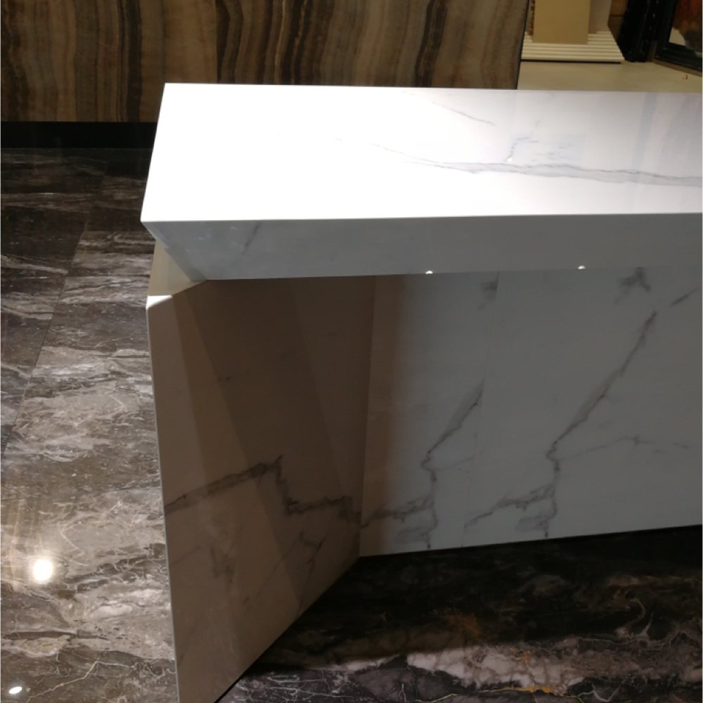 meshbuiding's tweet photo. #custom #reception desk by #daaban #porcelainslabs
.
#installation #interiordesign #fabrication #design #calacatta #commercial #contemporary #countertops #craftsmanship #customhomes #fireplace #flooring #furniture #furnituretop #wallcoverings #stone #surface #slab #meshbuilding https://t.co/8UM1ctsdyd