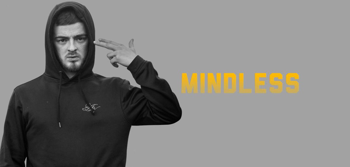 NorthWestEnd's tweet photo. #REVIEW - Mindless from @likemindedprouk "you realise how all too easily this other world of random events can draw you in" ★★★★ https://t.co/U3ayM2Yo96 https://t.co/bwOmpzginw