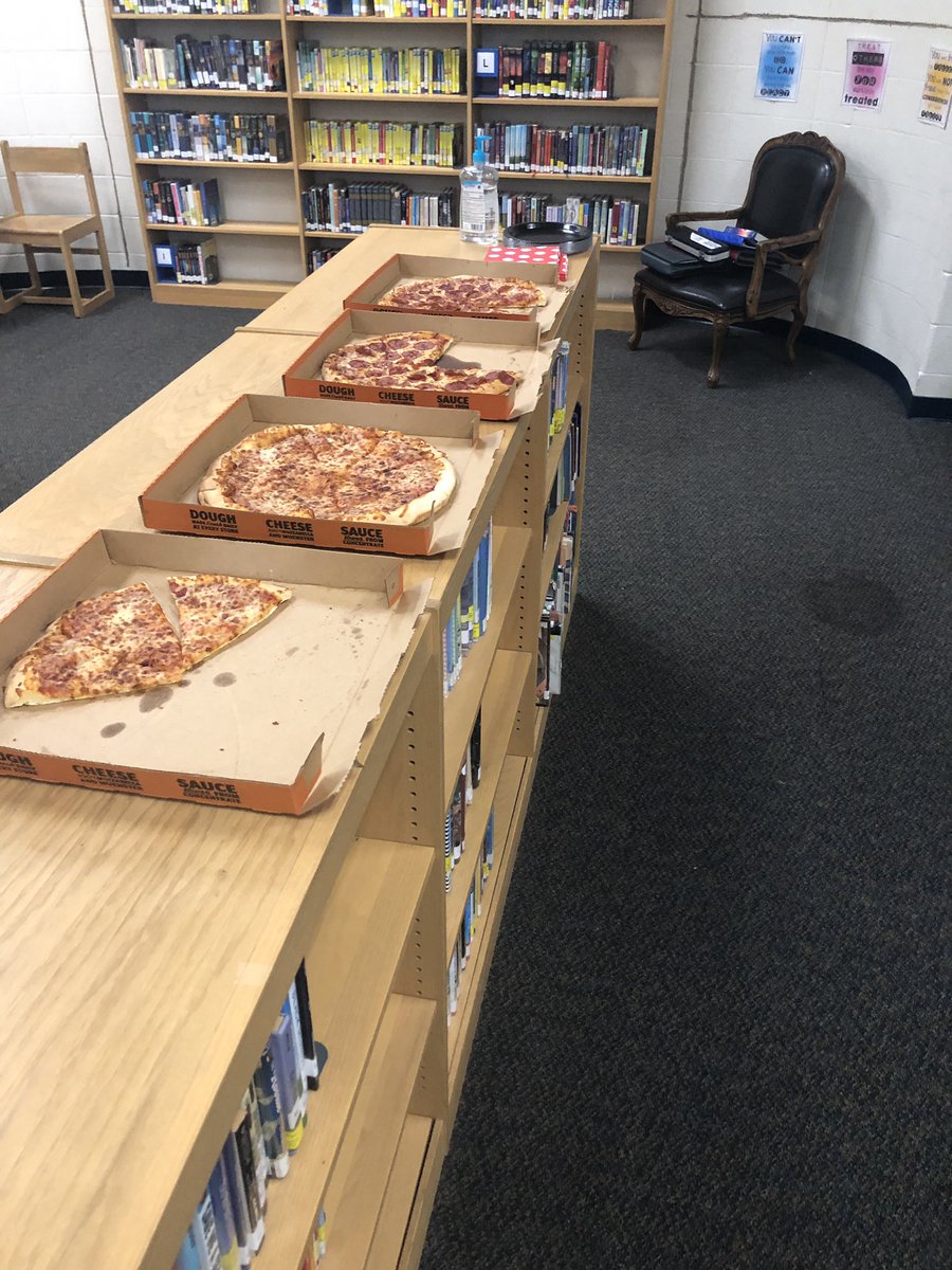 CoxMiddle's tweet photo. S/O to our @pearson #AIMSweb #RTI gurus @suzanneflowers_ & #DrMarks
When you hit your 🎯 you celebrate!!!!
#MakeItCount https://t.co/4v2GHsWImQ