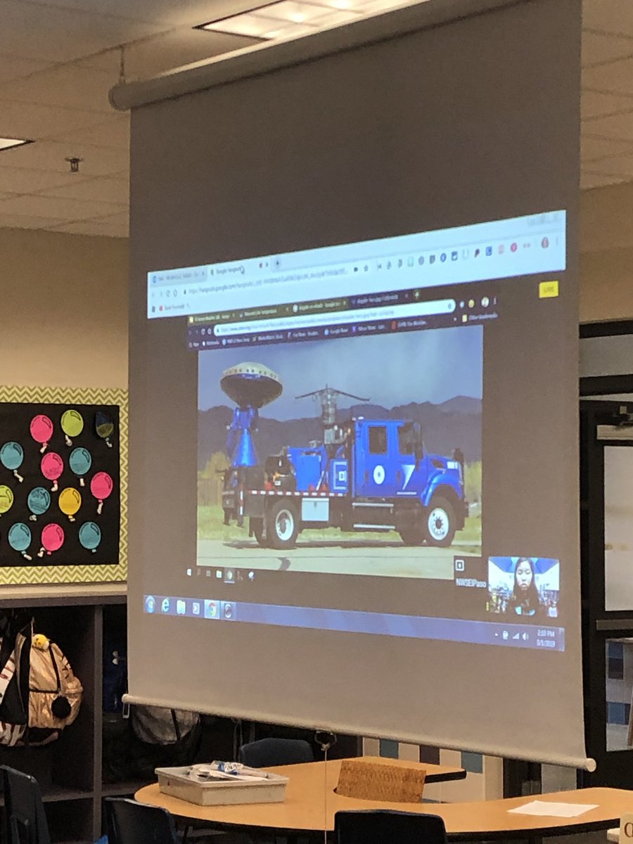 MrsALMartin's tweet photo. Elliott 3rd graders are learning about weather from @NWSElPaso #googlehangout Thanks @sew1080 for coordinating this awesome learning opportunity. @CharlesmMary @TeachShaffer @kujakmarcy @walzsroom @ElliottLearners https://t.co/24WI1sQwnq