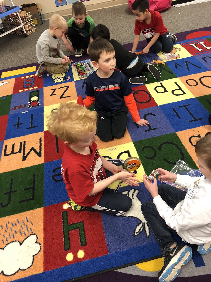 morgan_long123's tweet photo. Bring a toy to school day for our rockstar behavior! https://t.co/aaA62mdy7W