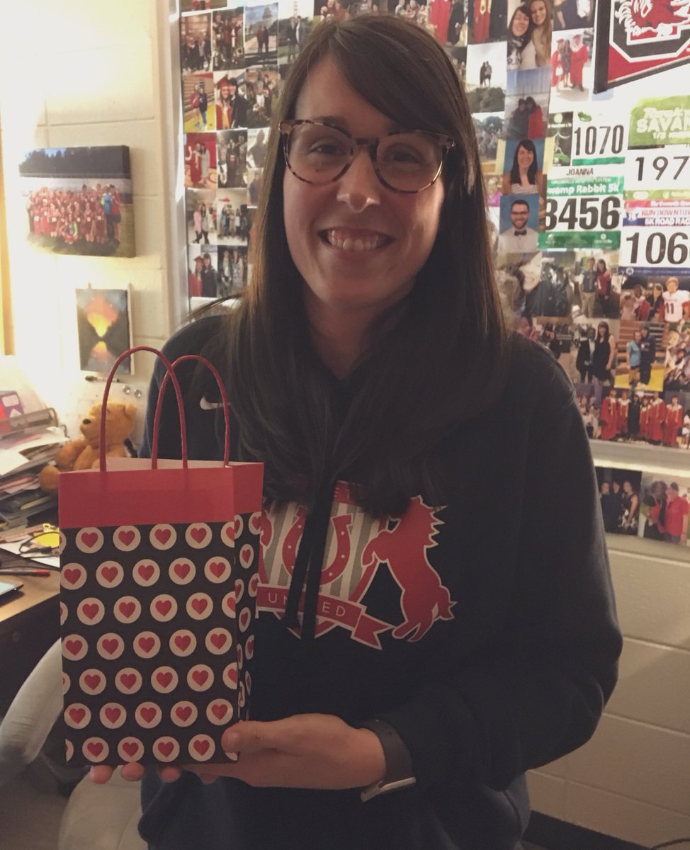 SMcKinney21's tweet photo. Congratulations to @mrsj_watkins for winning the #KindFabFeb challenge for the Palmetto area! 🎉🎉🎉Thanks @meredithakers for this awesome idea! #ASD1 https://t.co/AeYGhjXQaW https://t.co/ksuG5hAaHX