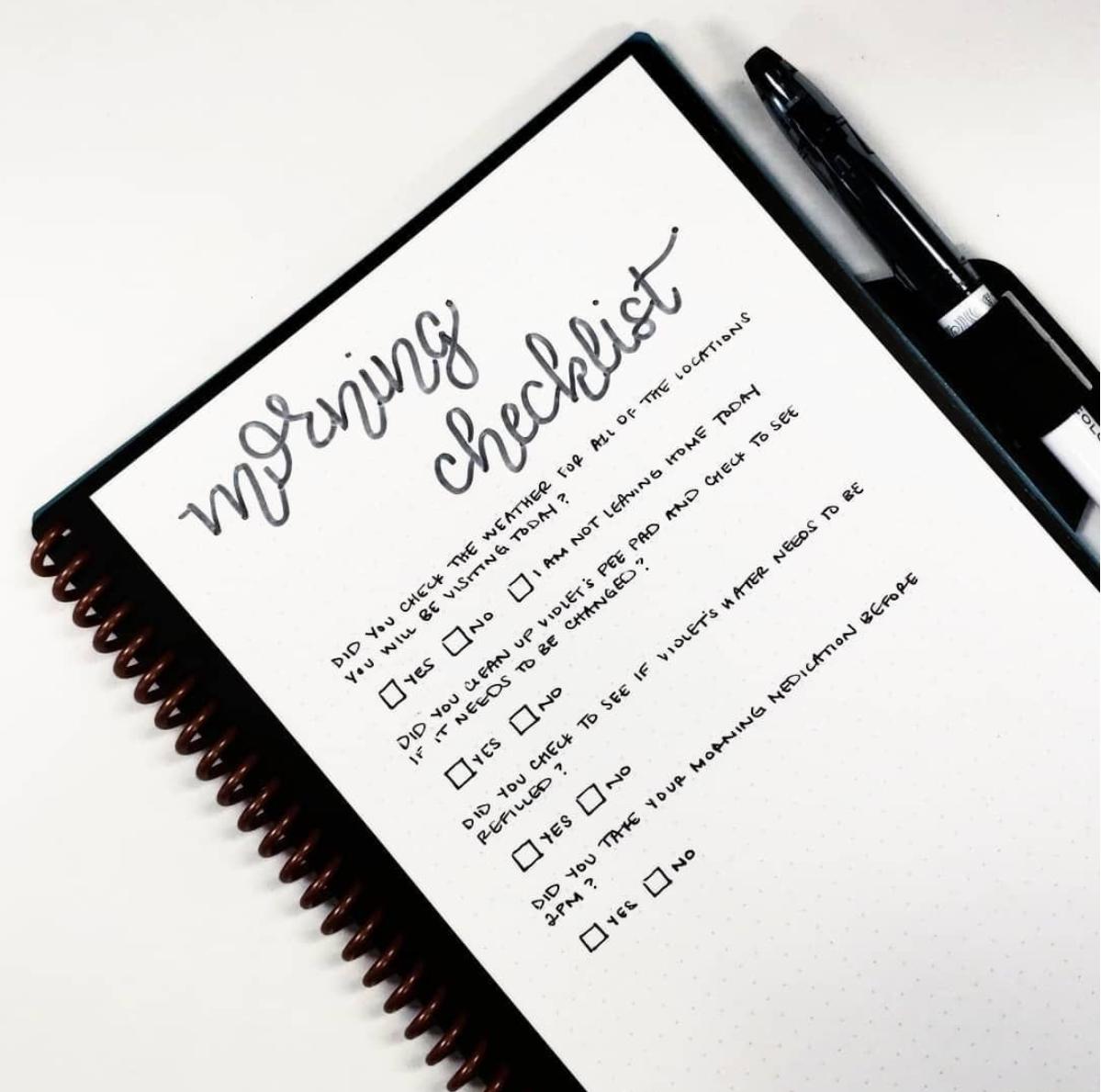 GetRocketbook's tweet photo. Utilize your Everlast as a checklist to keep you on track all day. Just like Rocketbook user, Lisa does (@plannersimplicity on Instagram) 🚀
#getrocketbook #organized #fridaythoughts https://t.co/LpAXocA2Ac