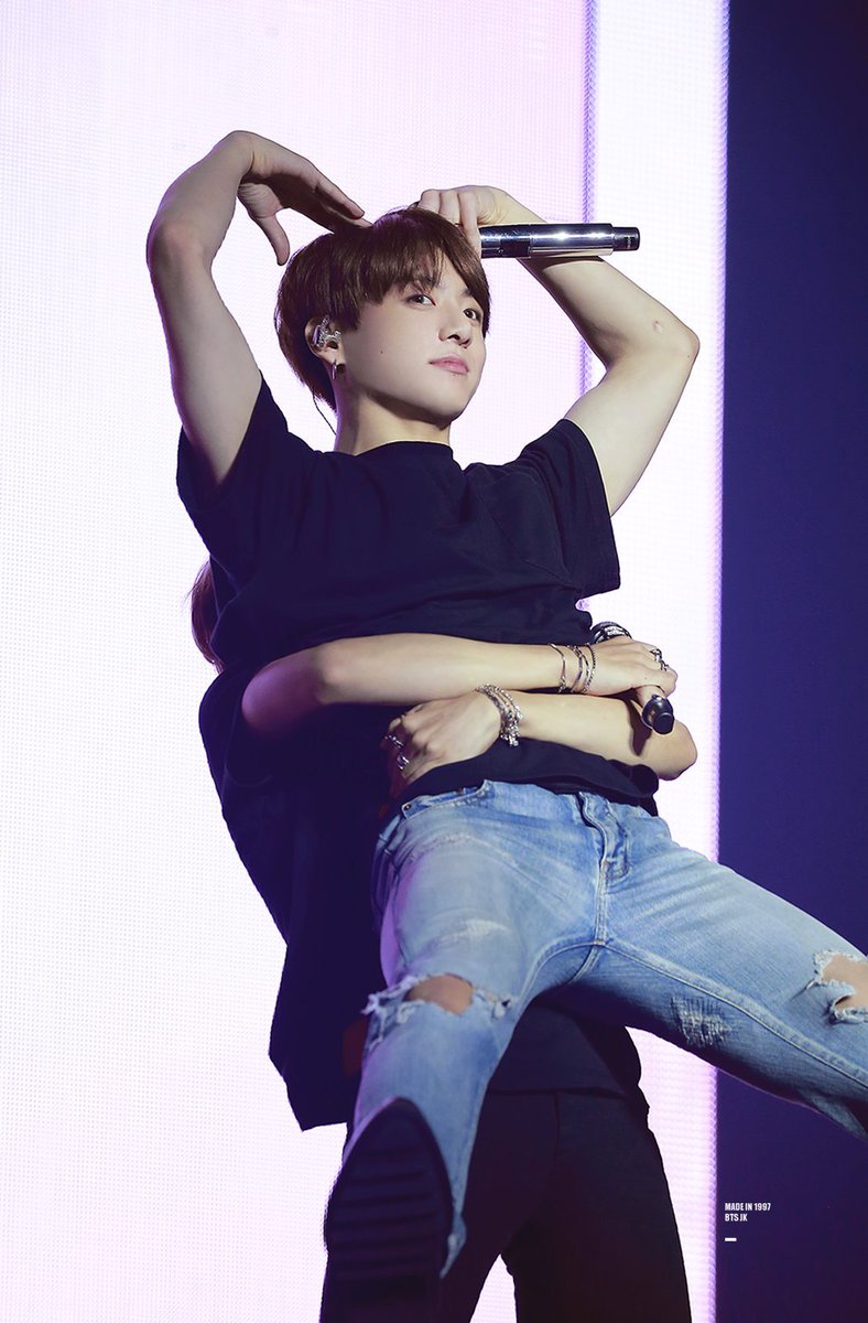 ⋮ ⋮ ⋮     
⋮ ⋮ ☆
⋮ ★  @lovgukely 
☆ 𝘪 𝘭𝘰𝘷𝘦 𝘺𝘰𝘶 𝘣𝘶𝘯𝘯𝘺