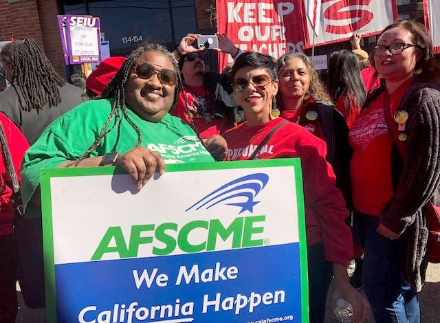 AFSCME's tweet image. AFSCME members in Northern California and teachers in Oakland are on the picket lines, fighting for respect and to be able to provide a better education for their students. afsc.me/2Hb1EvO #OUSDstrike #Unite4OaklandKids #WeAreOakland