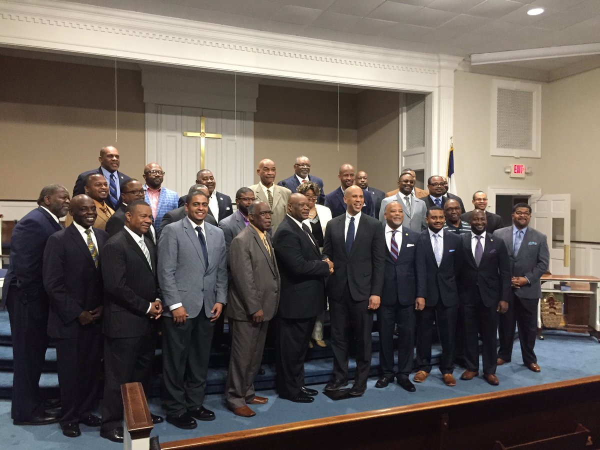 KarlAllenSC's tweet photo. It was a pleasure to have @CoryBooker with the Upstate clergy at Reedy Fork for our Annual MLK Luncheon today in Simpsonville. Thank you for visiting, Senator! https://t.co/7uqdOdBZKP