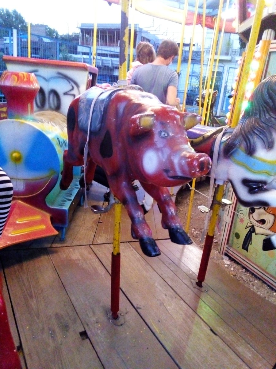 Gamitiel's tweet photo. Carousel creepy figures. Well ancient and repainted to the impossible. Square on Medrano Avenue, Buenos Aires. @Greebobek @BabyDragon5067 @AuthorSJB @TWFKAMES1 @GANessus
#carousell #Animalshape #creepy #BuenosAires https://t.co/mQSqvUYEho
