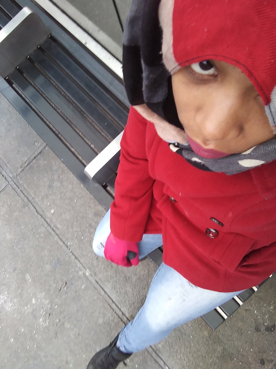 Lesbian_Queen86's tweet image. #BusStopChronicles