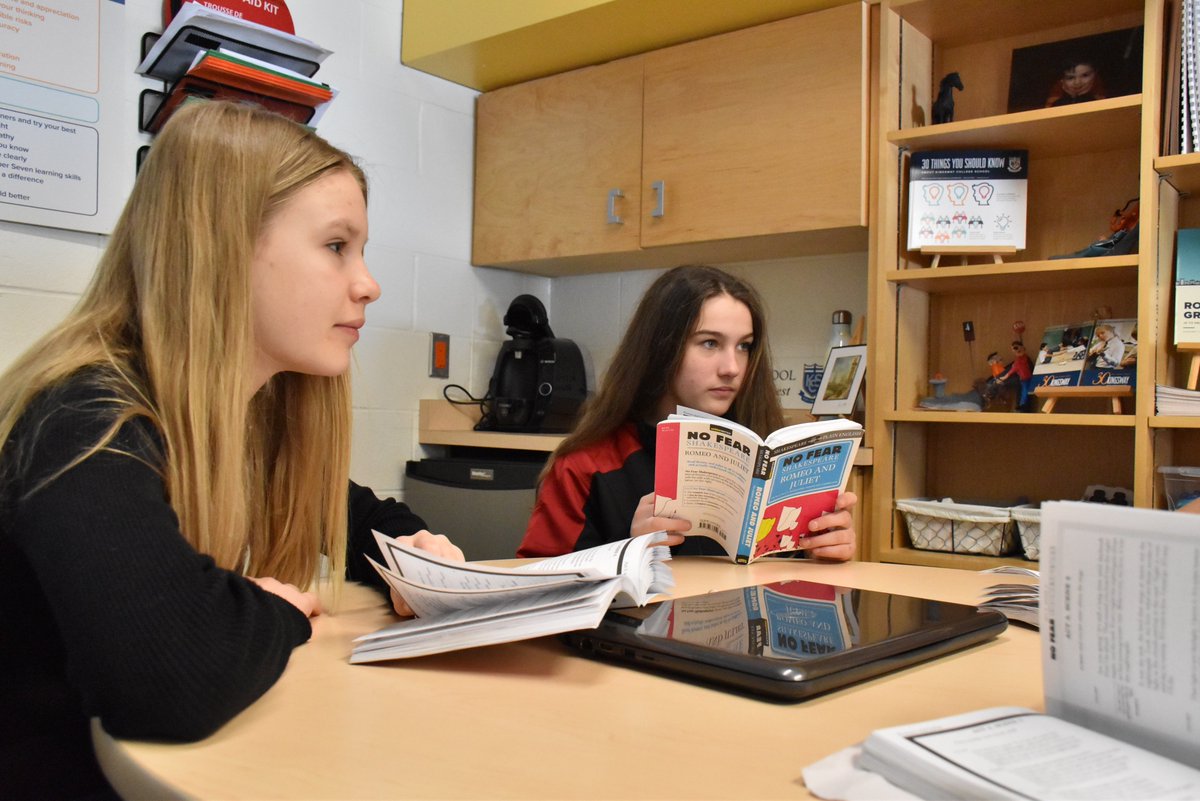 KCSMatters's tweet photo. Grade 8s have no fear reading Shakespeare's Romeo and Juliet. Students took time this afternoon to break into groups and read the classic play aloud together. #SeekCollaboration #TakeAResponsibleRisk #EmbraceLearning #QuestionAndBeCurious https://t.co/boIbB6A2Vb