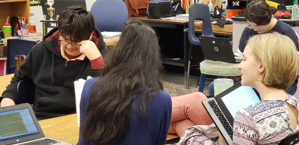 Scott_Plaster's tweet photo. Students in Creative Writing reading and studying One Act Plays... @Atkins_HS @QuirkyCamels https://t.co/frizxsH2fS