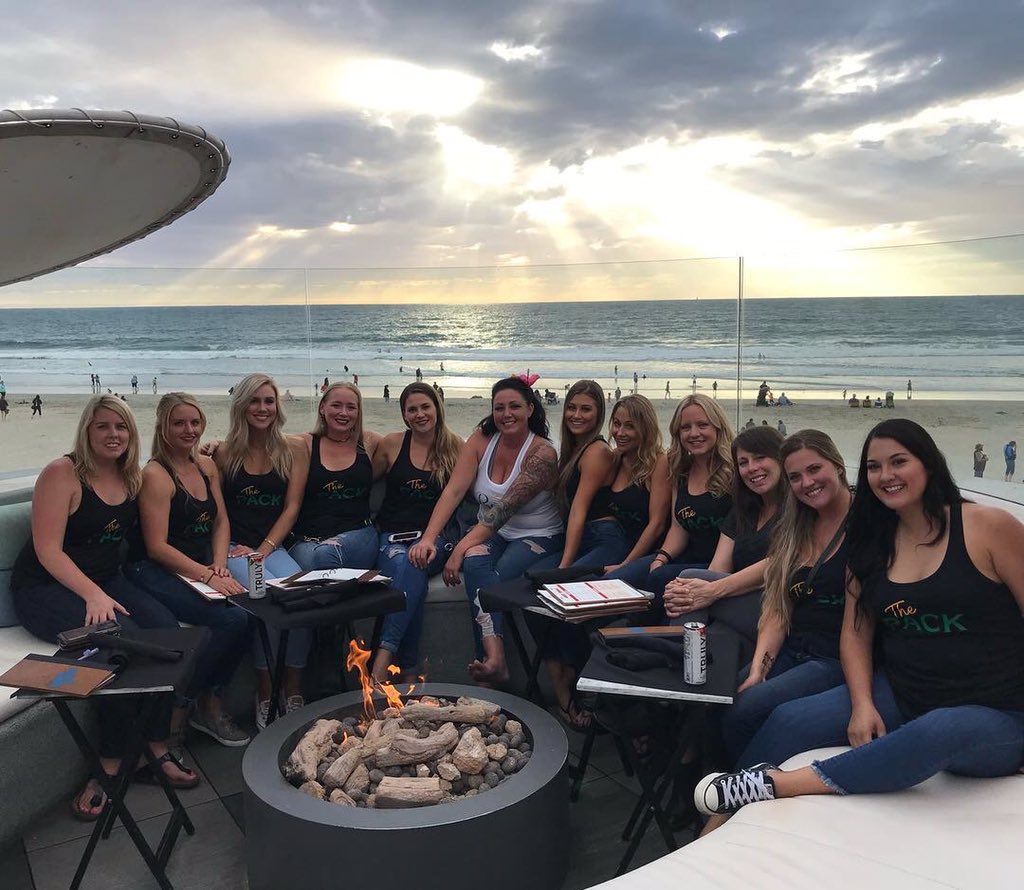 Kitdepaolo's tweet photo. @AlaskaAir @AlaskaAir made this bachelorette party in San Diego possible!!! It made 12 women SMILE 😊 #iflyalaska #AlaskaHappyHour https://t.co/ZXQLBFF1Q9