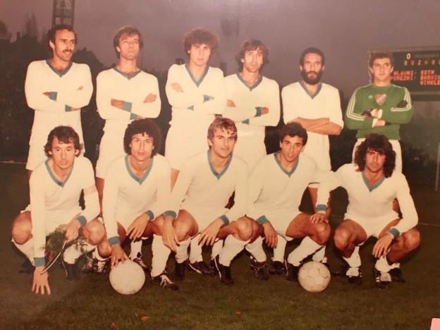 FOTOS HISTORICAS O CHULAS DE FUTBOL - Página 6 D0mi3nLXcAcX3Pi