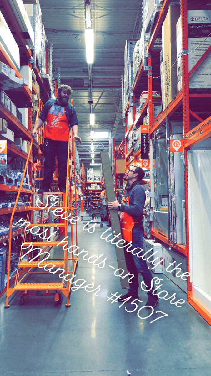 kourisa4's tweet photo. Steve I always have a hard time finding you! You are always helping your crew! Shout out for driving 15 leads last week! One developed into a $30,000 install way to go!!! #1507Proud #StevePowers #D26 #Cody #imissMartha @SteveCronin12 @MarkDMiller13 @StevePowers1507 @HD_MarthaA https://t.co/bPjvPCKmTY
