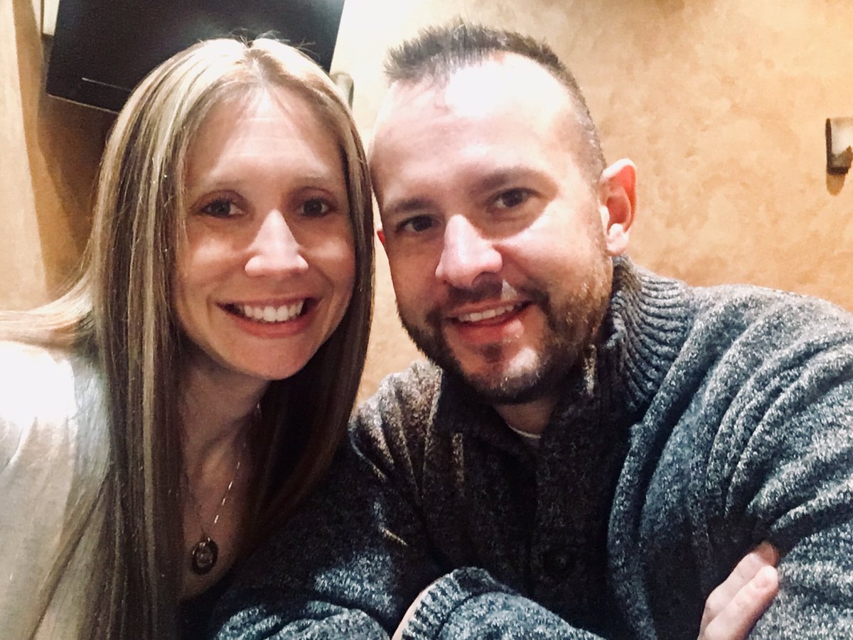 heather_keal's tweet photo. This guy has been on a business trip for the last 5 days. Missed him much! Ready for a family weekend of Shrek Jr shows, birthday dinners, and making memories. #SmallMoments #BalanceIsGood https://t.co/VKx1j6iLC1